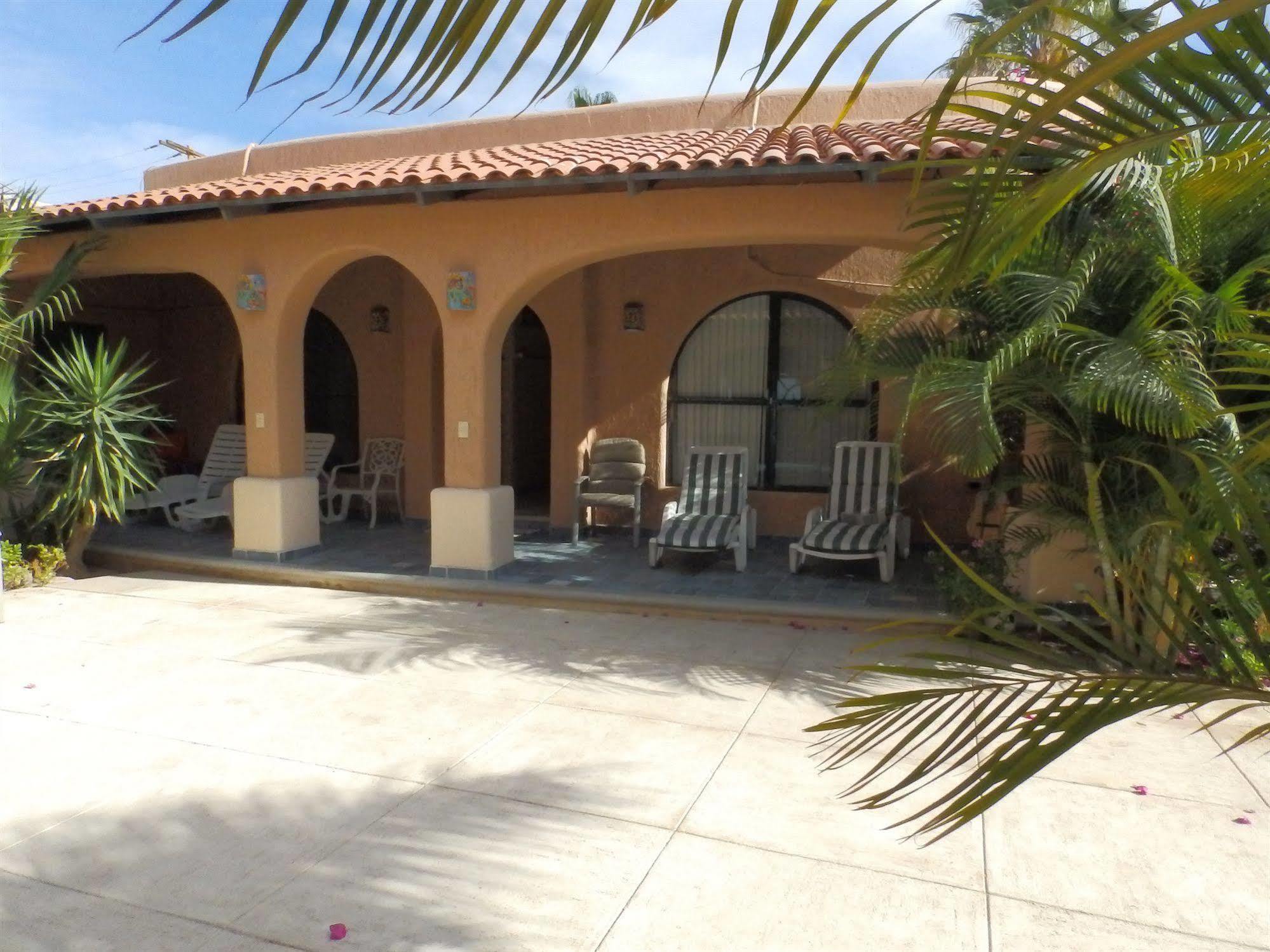 Casa Kootenay Waterfront Bed and breakfast La Paz