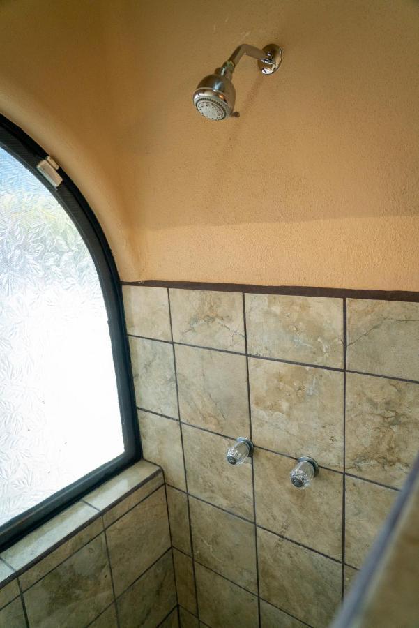 Casa Kootenay Waterfront Bed and breakfast La Paz